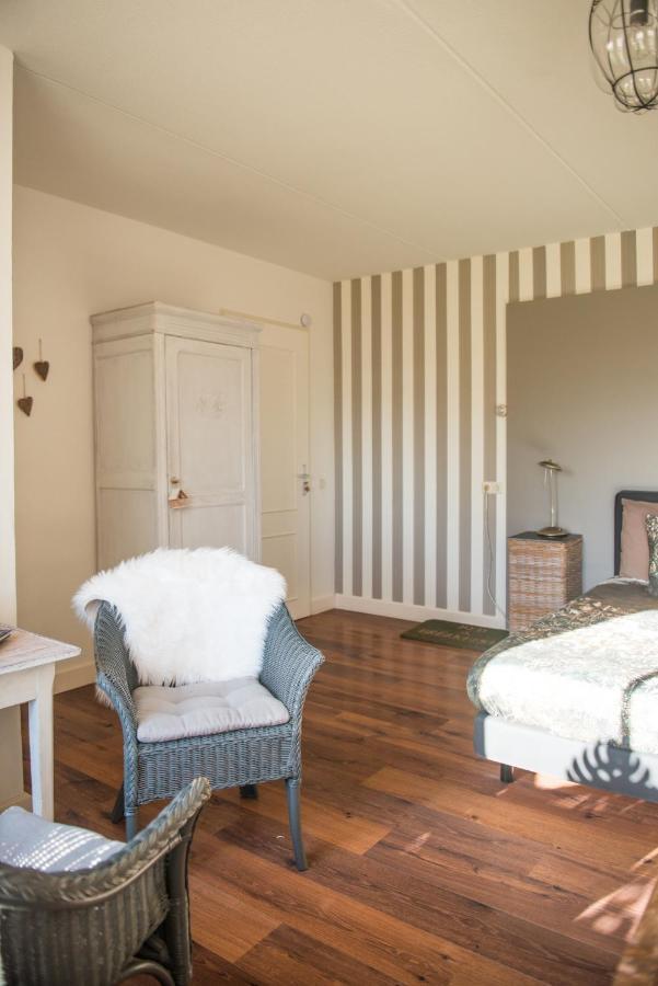미어커크 Broeks' Bed En Brood B&B 외부 사진